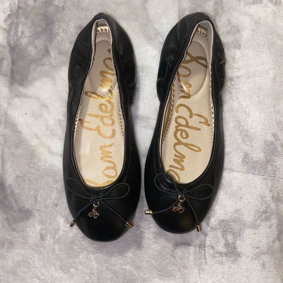 From Sam Edelman, the Girls' Felicia Mini Leather Bow Detail Ballet Flat - Picture 1 of 11